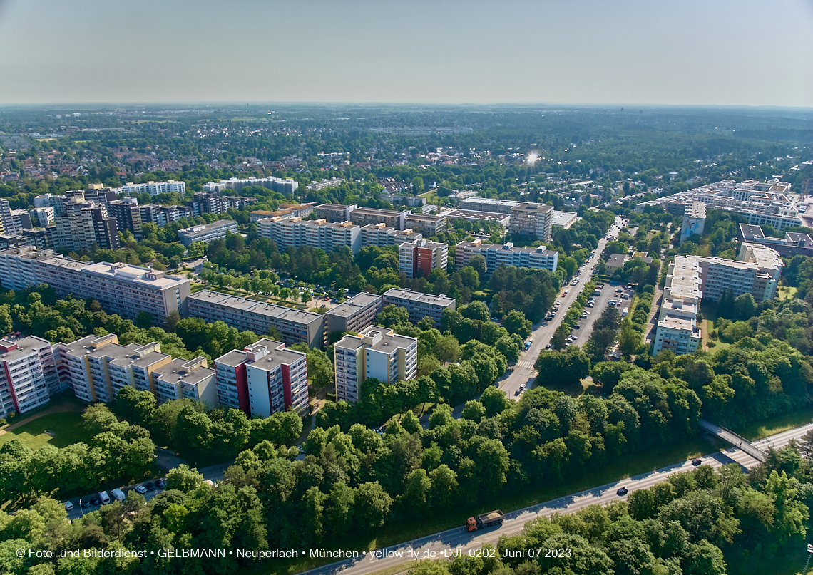 07.06.2023 - Perlach Plaza, PEP, Rentenversicherung, Wohnring, WACKER-Chemie in Neuperlach